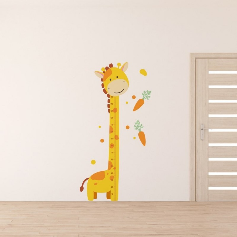 “Giraffe" Growth Ruler Wall Decal